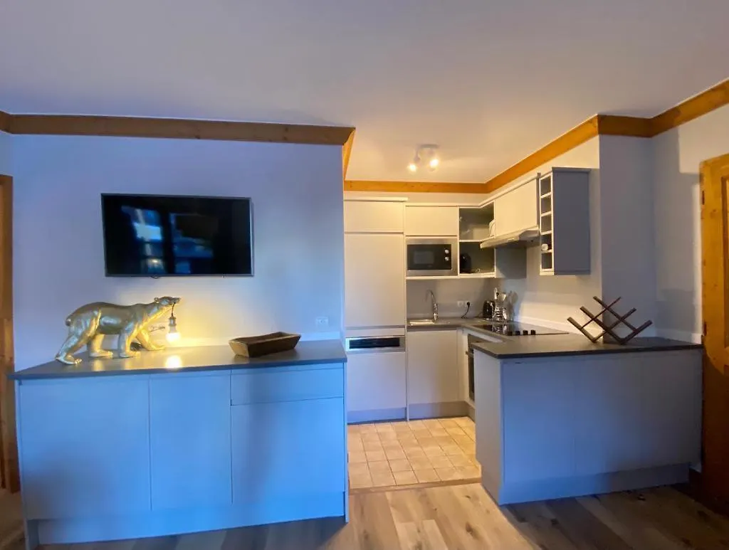 Big Tartiflat, Arc 1950, 2 Bed Ski-In Ski-Out Bourg-Saint-Maurice